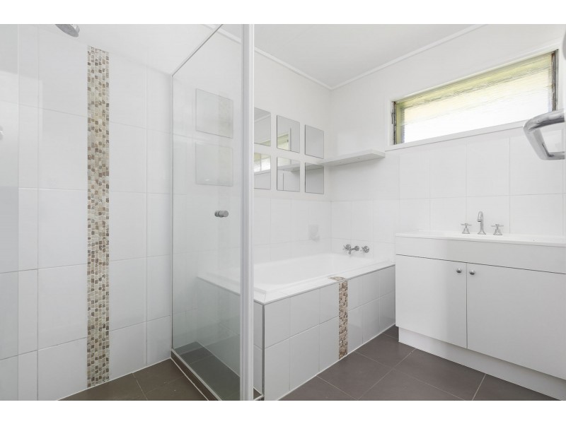 3 Pearl Avenue, Kallangur QLD 4503