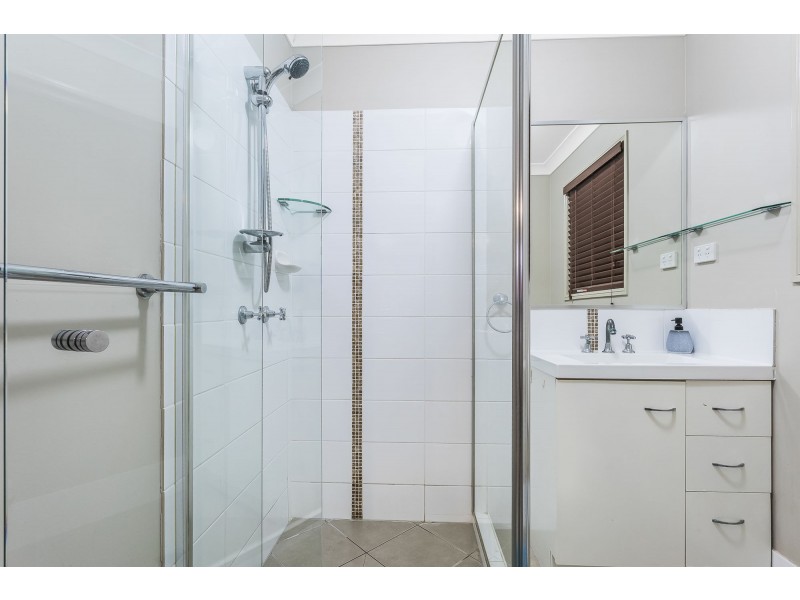 16 Water Street, Kallangur QLD 4503