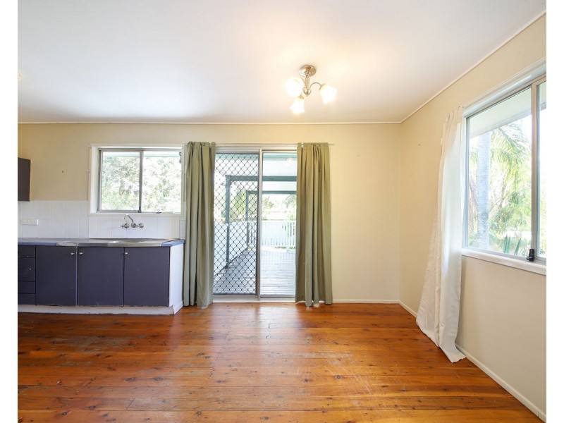 32 Gail Street, Kallangur QLD 4503