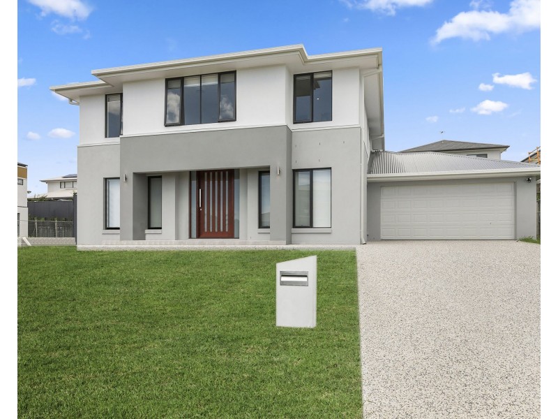 16 Executive Way, Bridgeman Downs QLD 4035