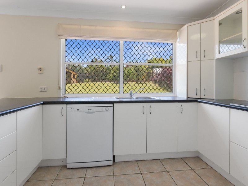 2 Brennan Road, Scarborough QLD 4020