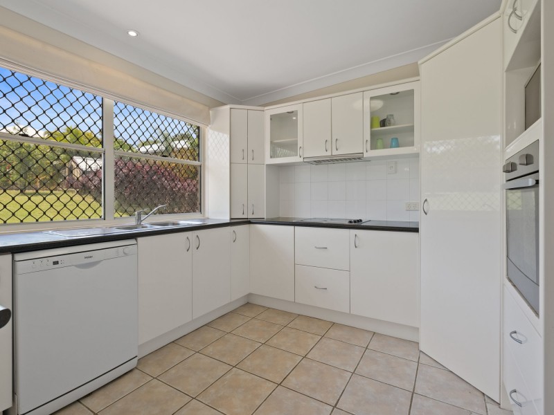 2 Brennan Road, Scarborough QLD 4020