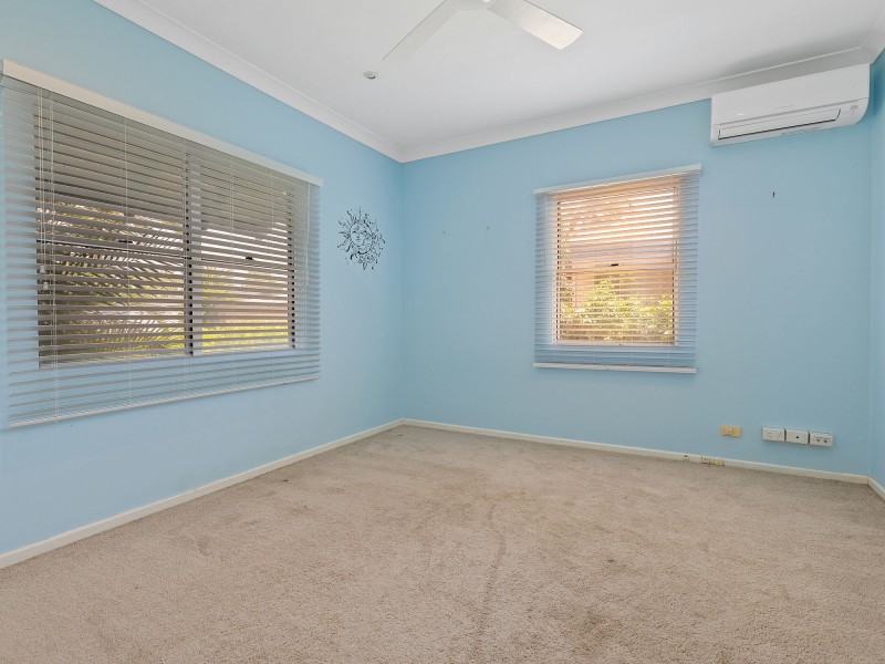 2 Brennan Road, Scarborough QLD 4020