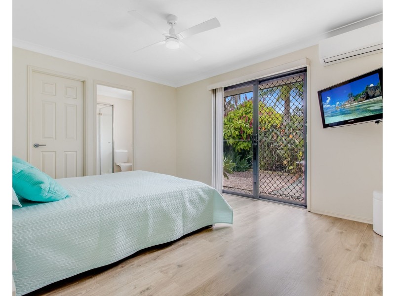 18 Water Street, Kallangur QLD 4503