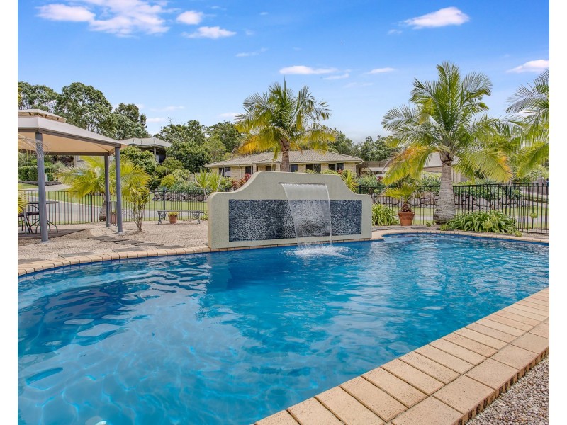 18 Water Street, Kallangur QLD 4503