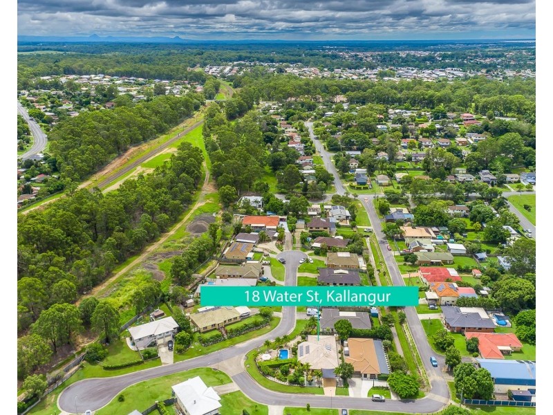 18 Water Street, Kallangur QLD 4503