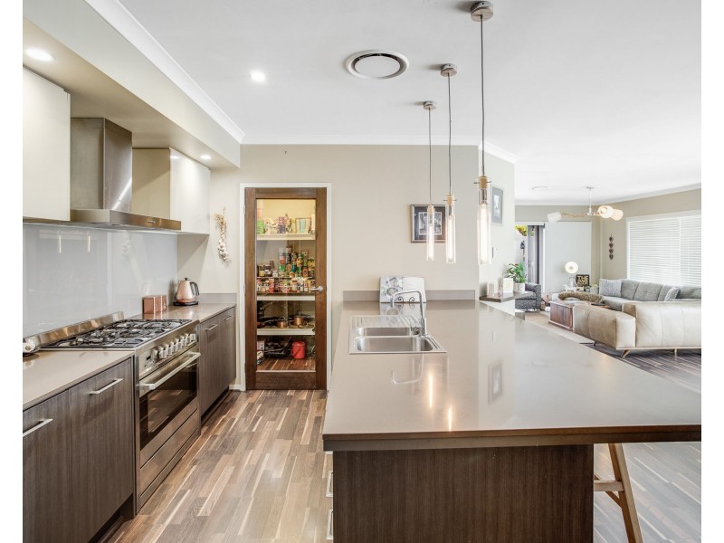 11 Shoreacres Street, North Lakes QLD 4509