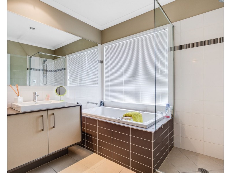 11 Shoreacres Street, North Lakes QLD 4509
