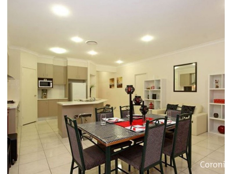 8 Rawlins Crescent, North Lakes QLD 4509