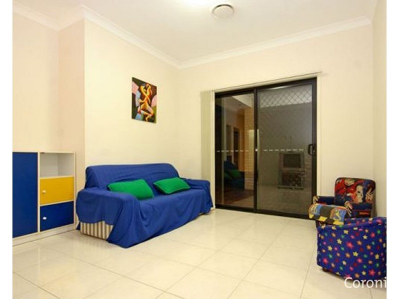 8 Rawlins Crescent, North Lakes QLD 4509