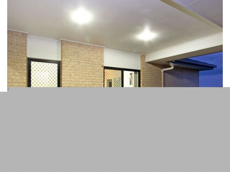 8 Rawlins Crescent, North Lakes QLD 4509