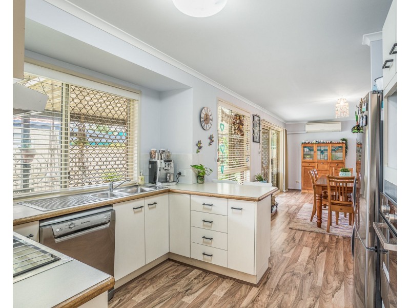 30 Benson Street, Scarborough QLD 4020