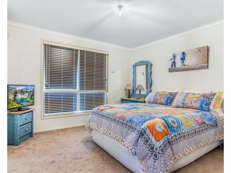 30 Benson Street, Scarborough QLD 4020