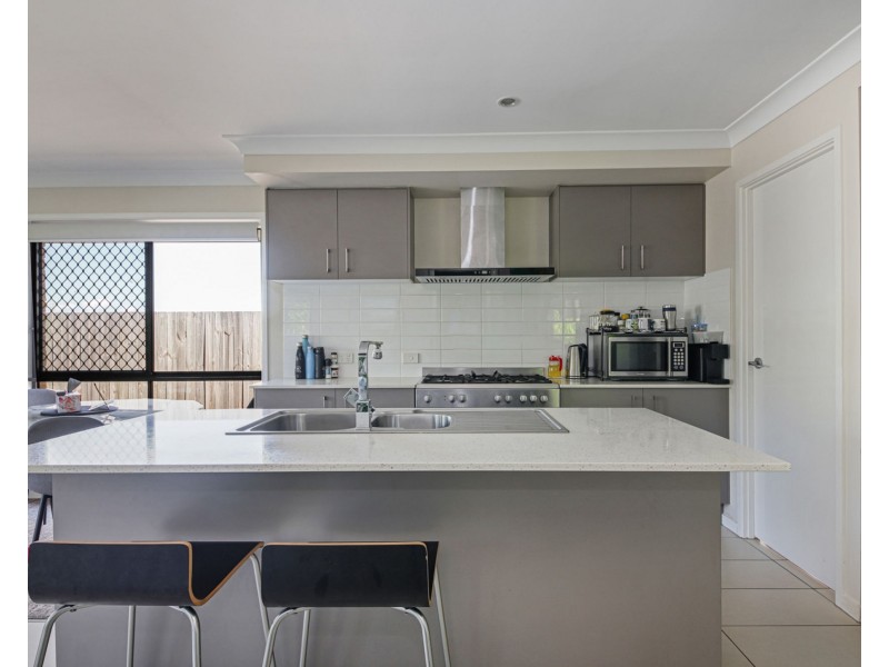 18 Cayenne Street, Griffin QLD 4503