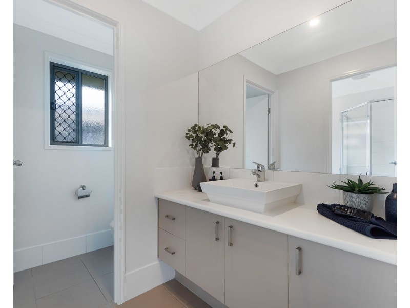 35 Nicole Street, Morayfield QLD 4506
