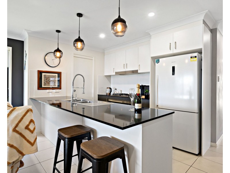 37 Oatley Street, Mango Hill QLD 4509