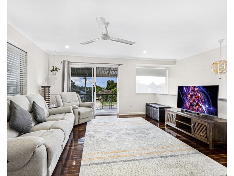 15 Kensington Way, Strathpine QLD 4500