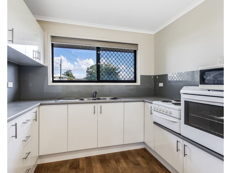 23 Hill Parade, Clontarf QLD 4019