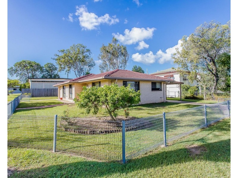 23 Hill Parade, Clontarf QLD 4019