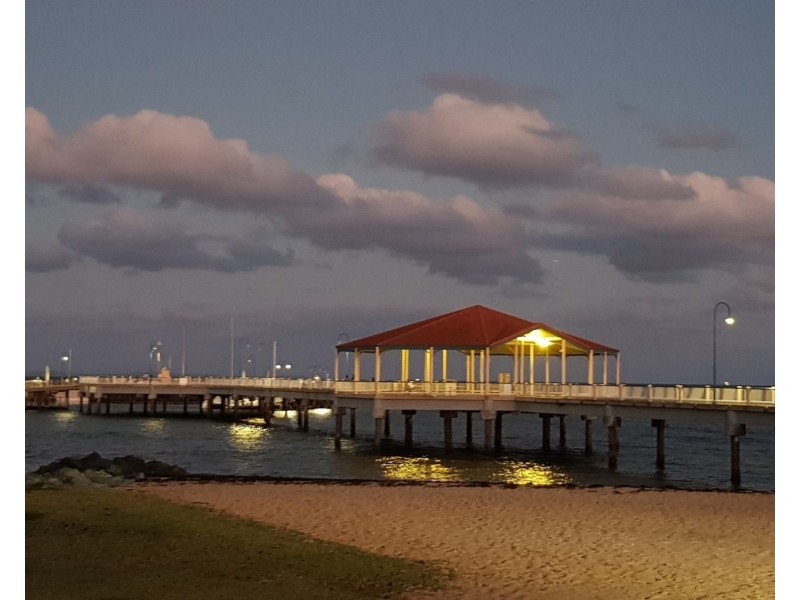 11/12 Louis St, Redcliffe QLD 4020