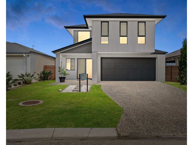 43 Tasmania Ave, Newport QLD 4020