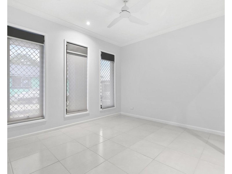 12 LEXIEBELL COURT, Bray Park QLD 4500