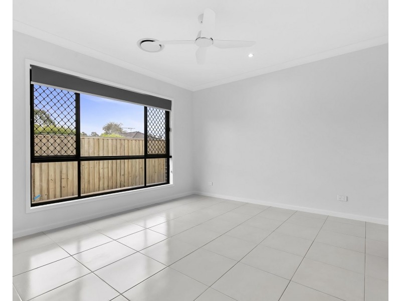 12 LEXIEBELL COURT, Bray Park QLD 4500