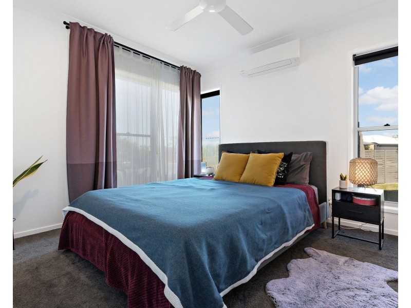 80 McConnell Esplanade, Strathpine QLD 4500