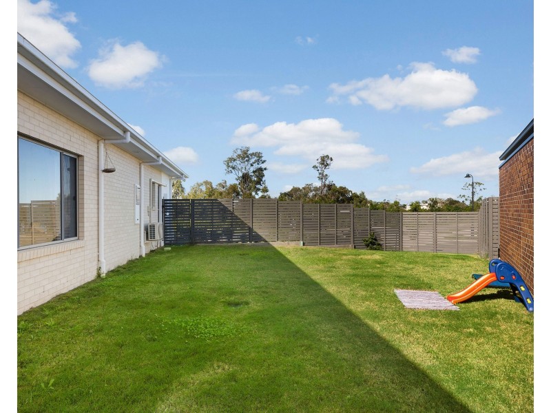 80 McConnell Esplanade, Strathpine QLD 4500