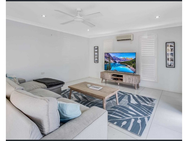 7 Mangrove Court, Rothwell QLD 4022