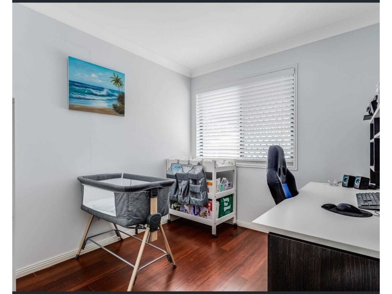 7 Mangrove Court, Rothwell QLD 4022