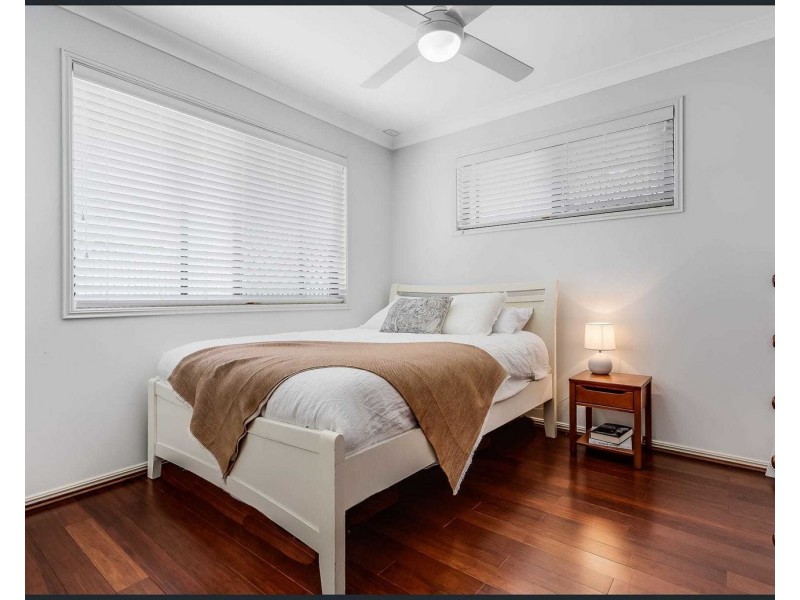 7 Mangrove Court, Rothwell QLD 4022