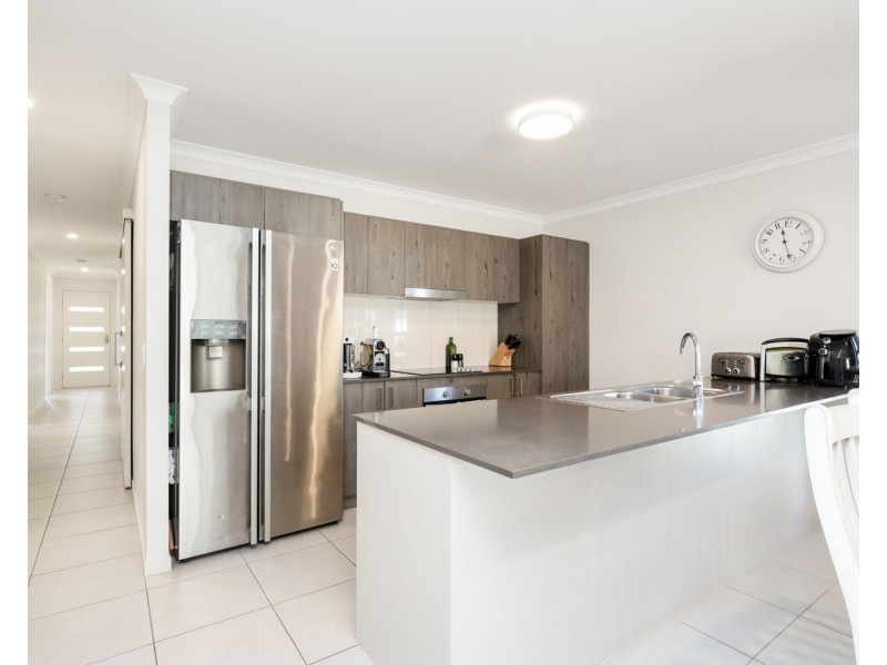 34 Azorean Street, Griffin QLD 4503