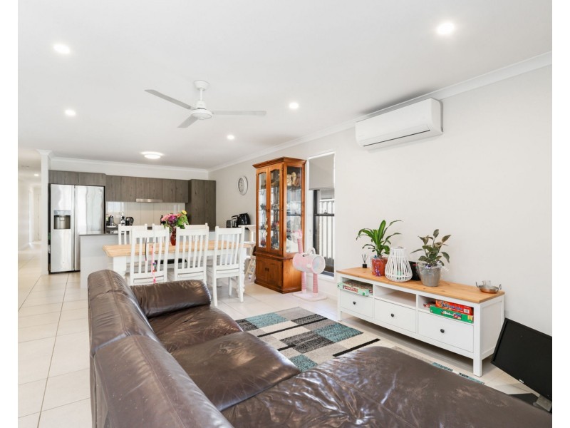 34 Azorean Street, Griffin QLD 4503