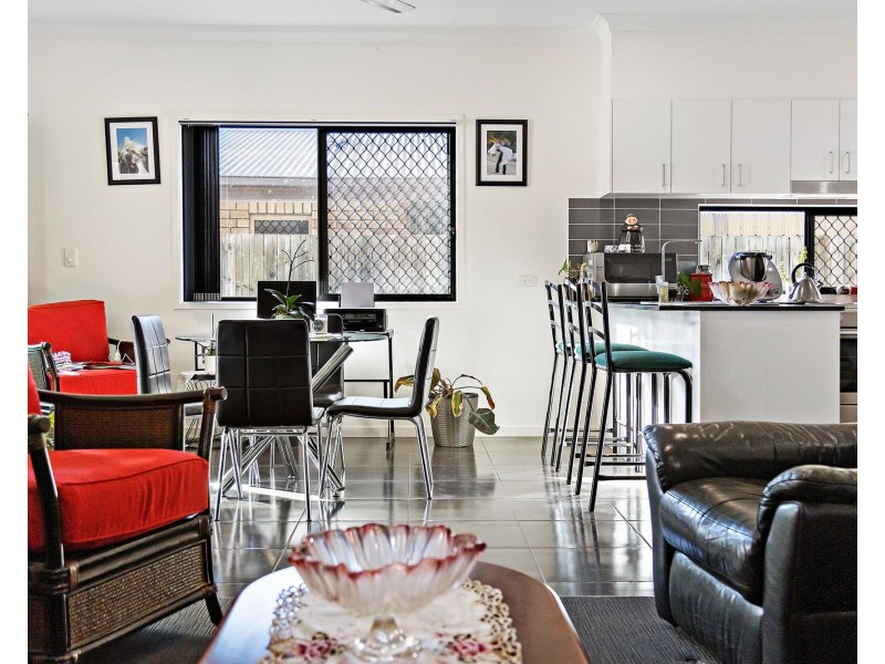 5 Olsen Circuit, Kallangur QLD 4503