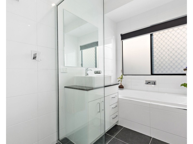 5 Olsen Circuit, Kallangur QLD 4503