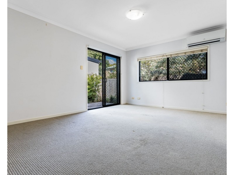 10/25-27 Georgina Street, Woody Point QLD 4019