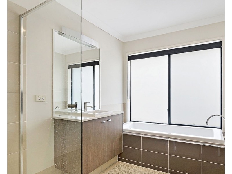 42 Vanilla Avenue, Griffin QLD 4503