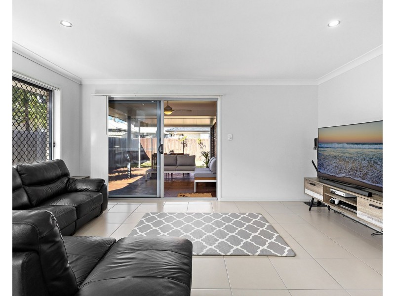 15 Dularcha Street, Caboolture South QLD 4510