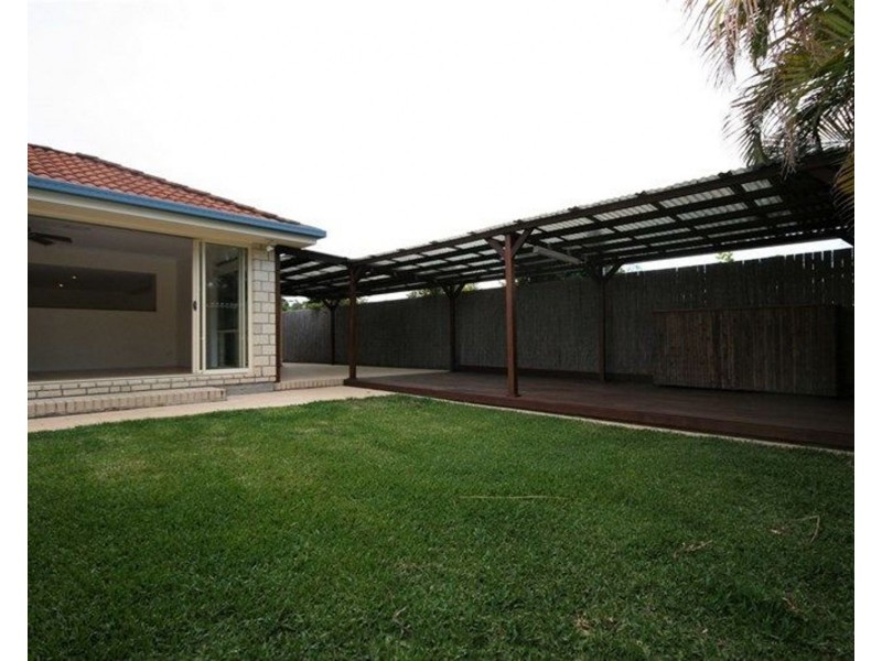 16 Gilbert Street, North Lakes QLD 4509