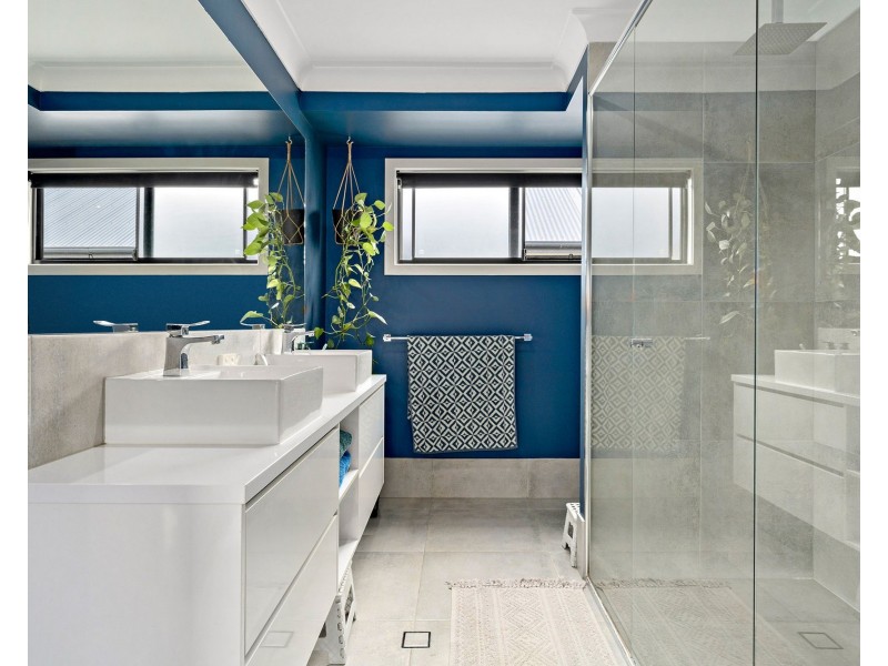 19 Rock Street, Scarborough QLD 4020