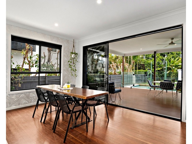 19 Rock Street, Scarborough QLD 4020