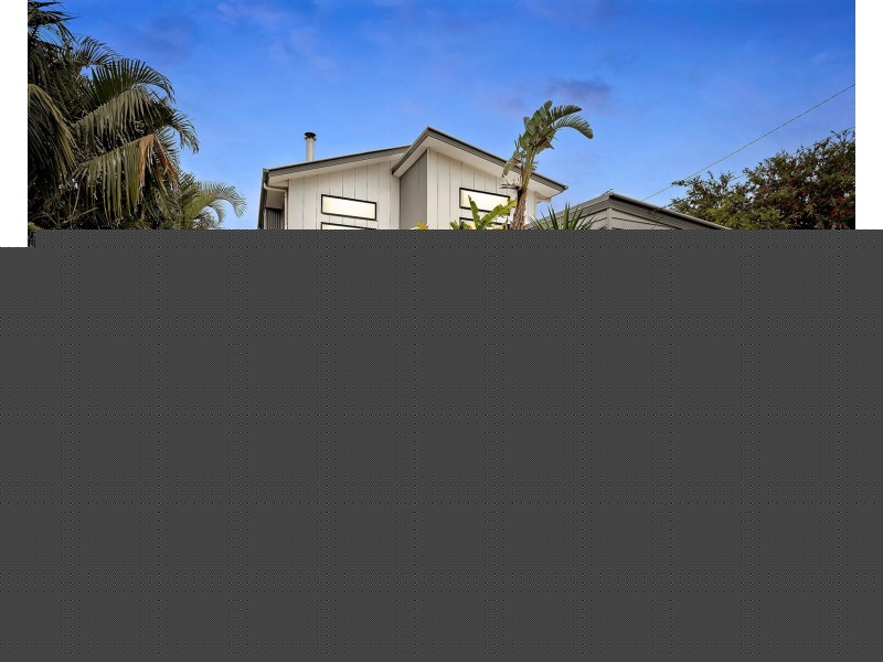 19 Rock Street, Scarborough QLD 4020