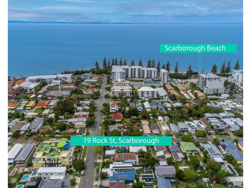 19 Rock Street, Scarborough QLD 4020