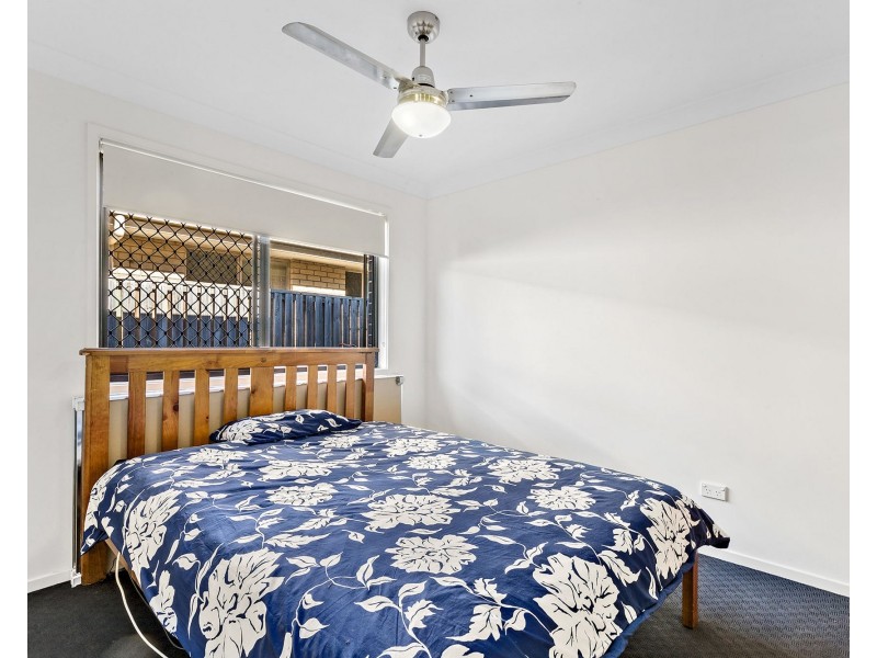 33 Lorikeet Parade, Dakabin QLD 4503
