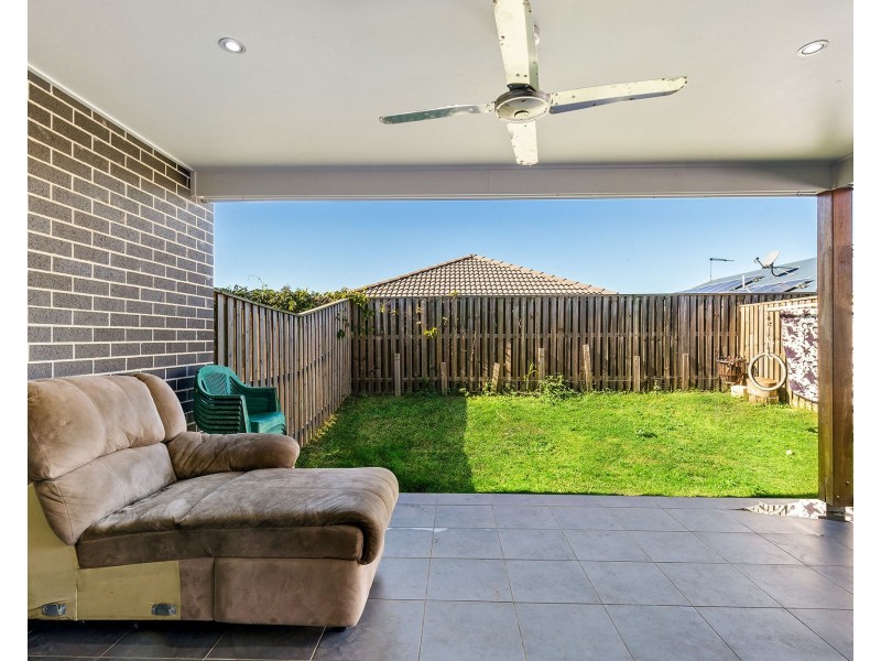 33 Lorikeet Parade, Dakabin QLD 4503