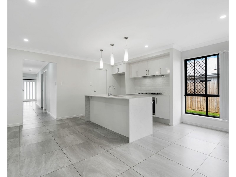 13 Ambition Way, Griffin QLD 4503