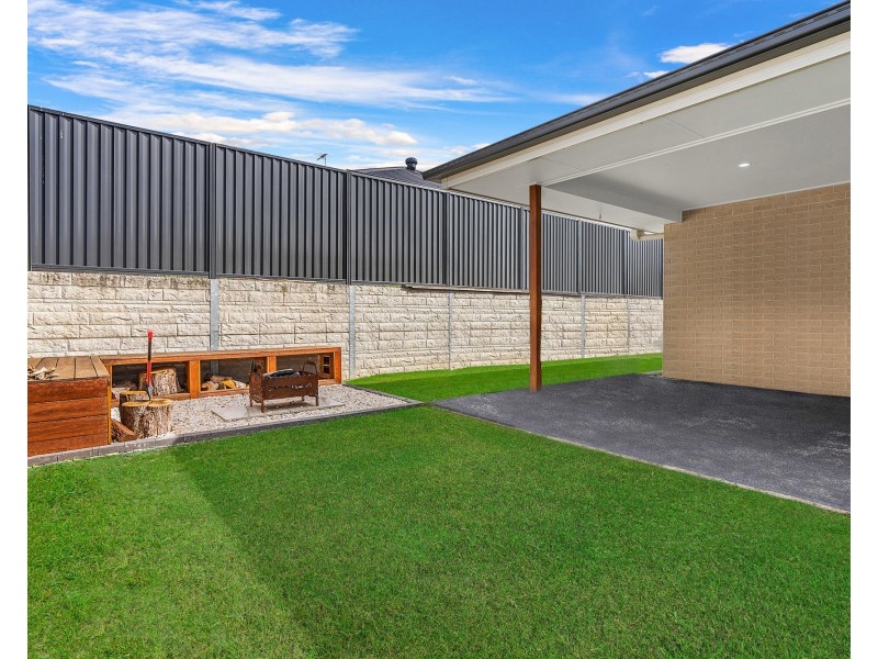 13 Ambition Way, Griffin QLD 4503