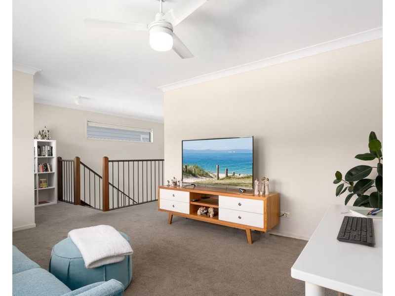 12 Brennan Road, Scarborough QLD 4020