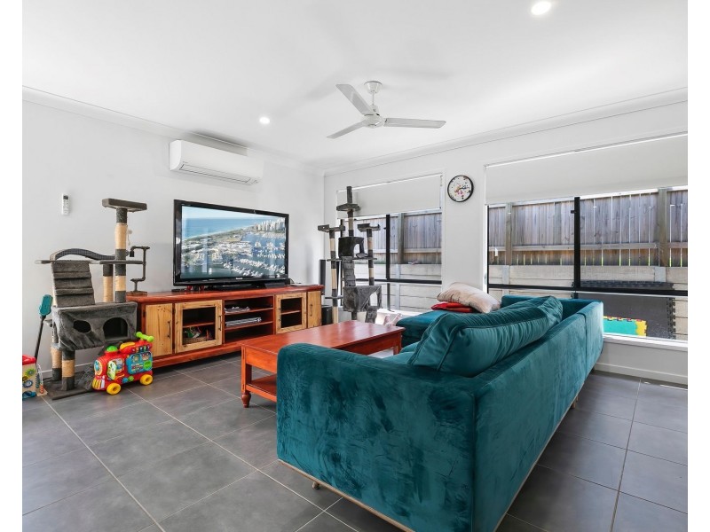 40 Riviera Street, Burpengary QLD 4505